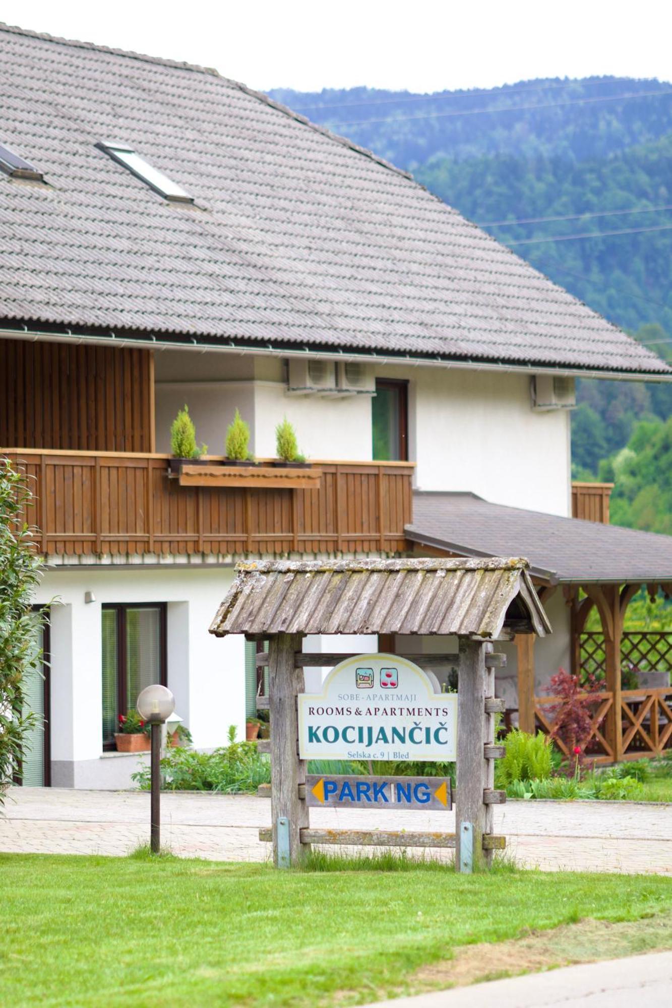 Apartments-Rooms Kocijancic Bled Bagian luar foto